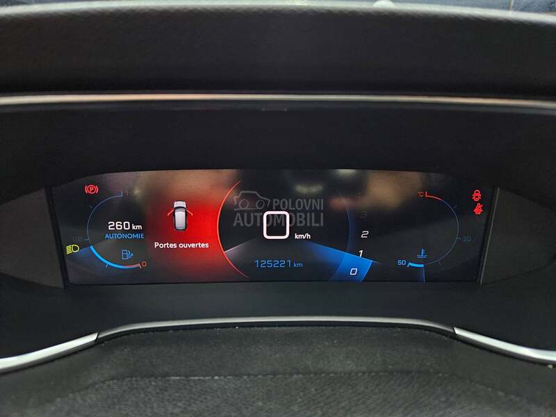 Peugeot 308 1.2B/VIRTUAL