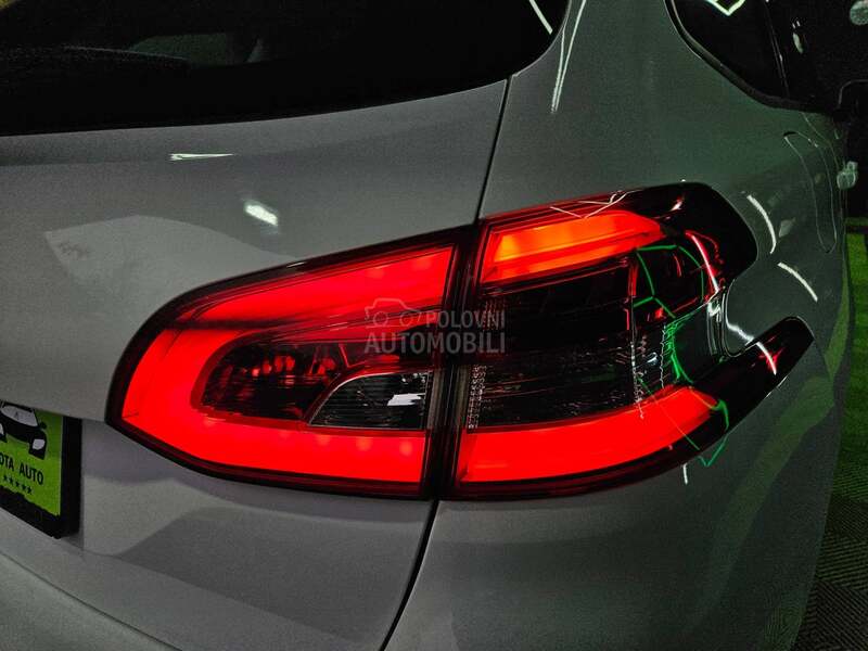 Peugeot 308 1.2B/VIRTUAL