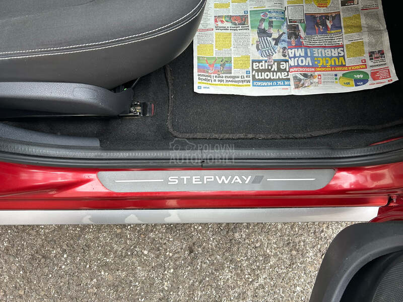 Dacia Stepway 1.6 VRH STANJE
