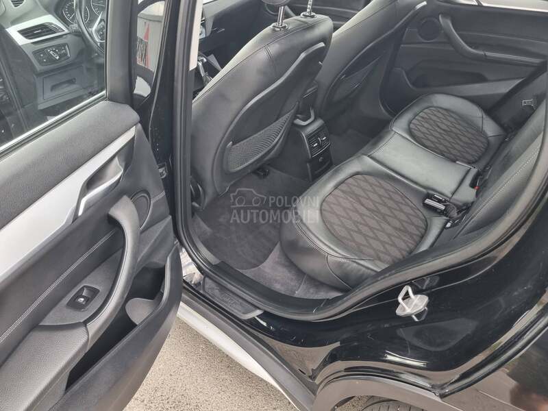 BMW X1 X Line