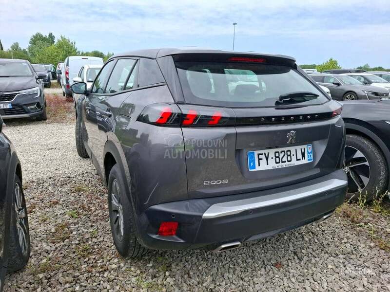 Peugeot 2008 1.2 B Autom
