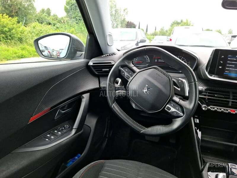 Peugeot 2008 1.2 B Autom