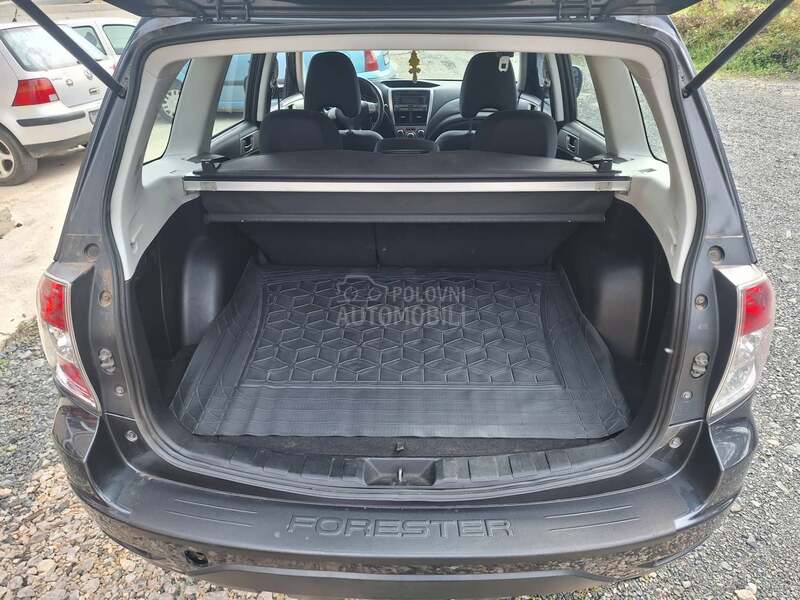 Subaru Forester 2.0