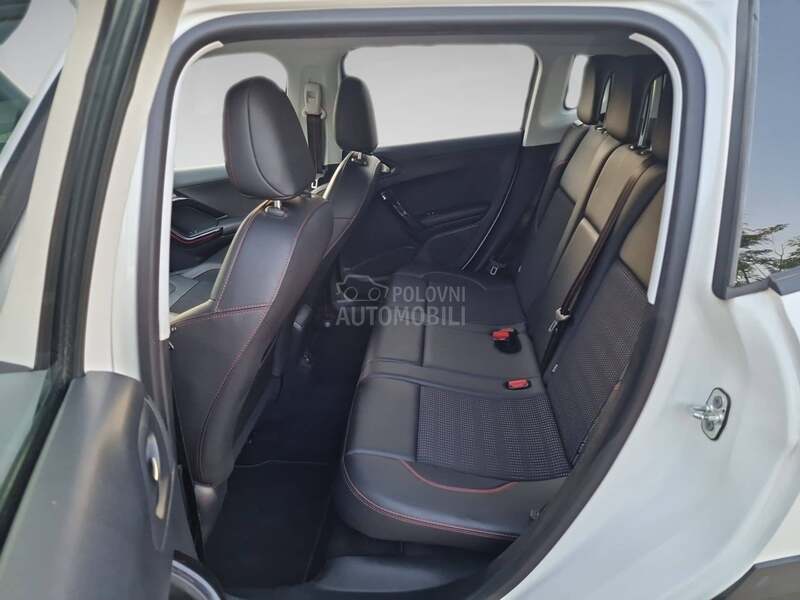 Peugeot 2008 GT LINE