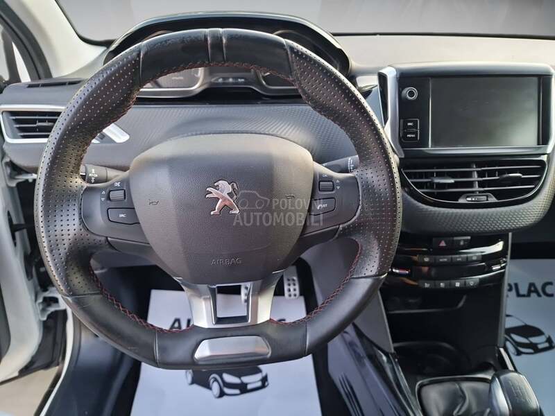 Peugeot 2008 GT LINE