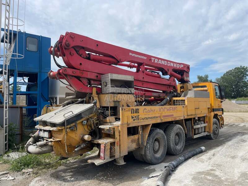 Mercedes Benz Putzmeister 28 m