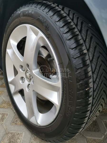 Peugeot 407 2.0 HDI/EXECUTIVE