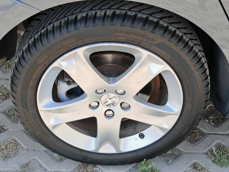 Peugeot 407 2.0 HDI/EXECUTIVE