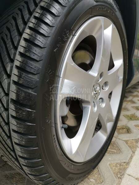 Peugeot 407 2.0 HDI/EXECUTIVE