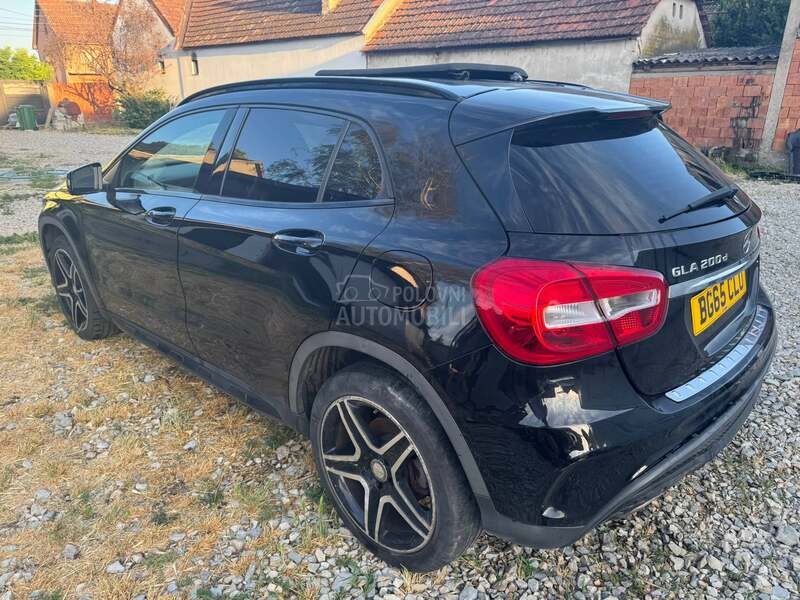 AMG enterijer