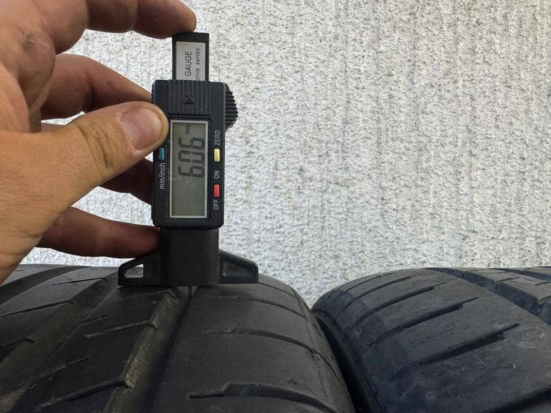 Continental 245/45 R18 Letnja