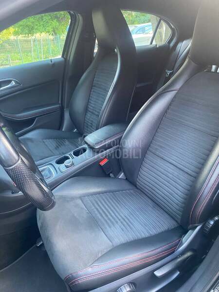 Mercedes Benz A 180 AMG Line