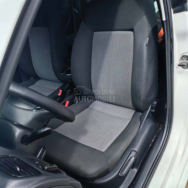 Volkswagen Polo 1.2 REG GOD