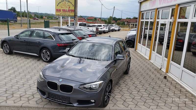 BMW 118 2.0 IZUZZETNO STANJE