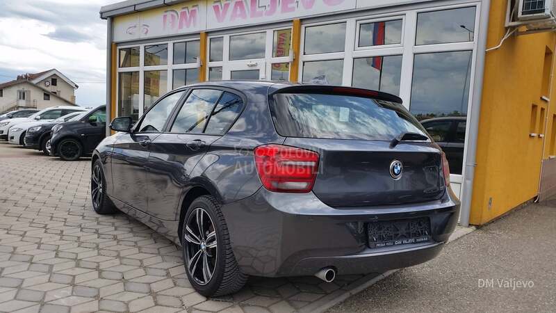 BMW 118 2.0 IZUZZETNO STANJE