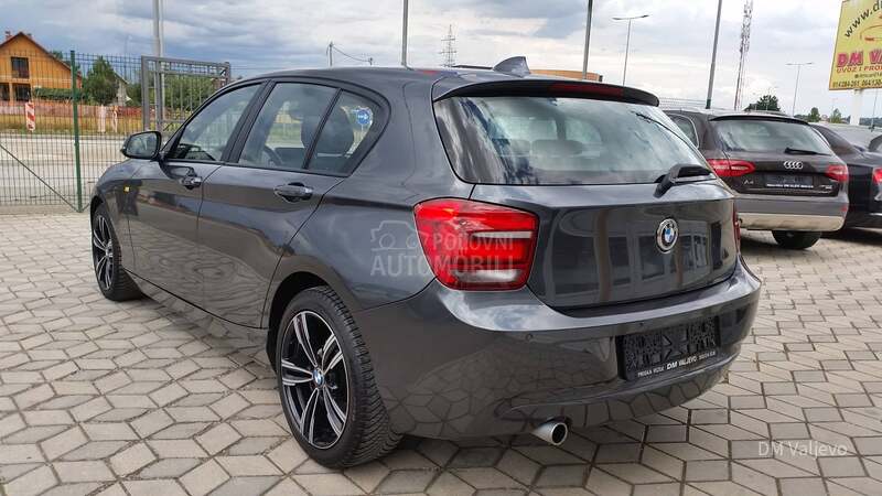 BMW 118 2.0 IZUZZETNO STANJE