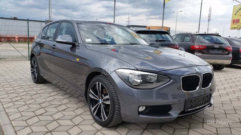 BMW 118 2.0 IZUZZETNO STANJE