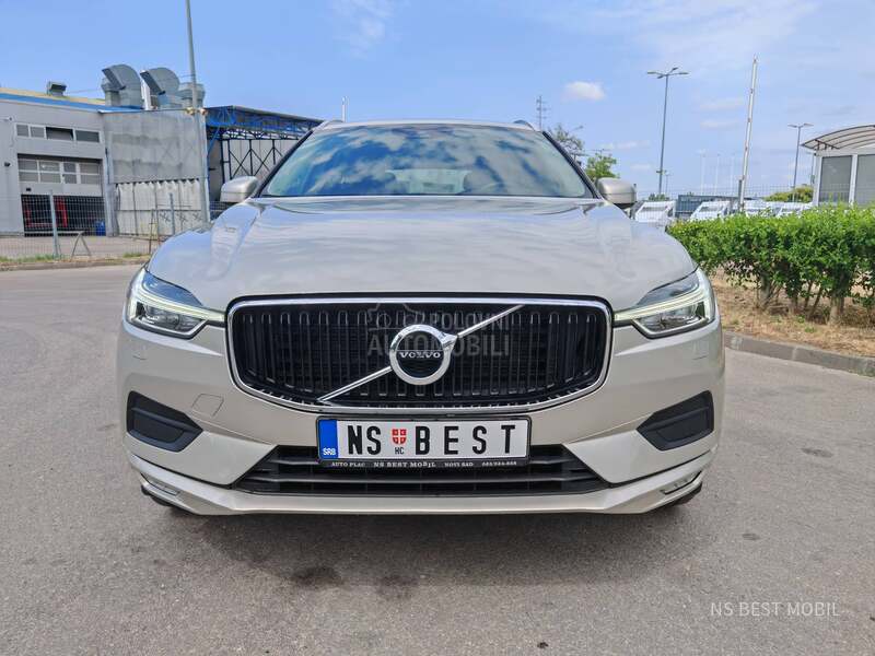 Volvo XC60 2.0d/Momentum/4x4