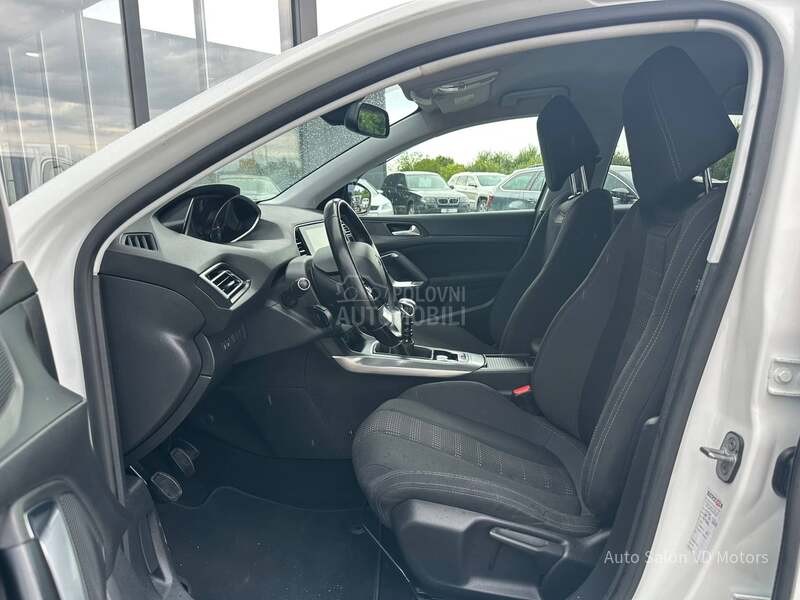 Peugeot 308 1.2 ALLURE