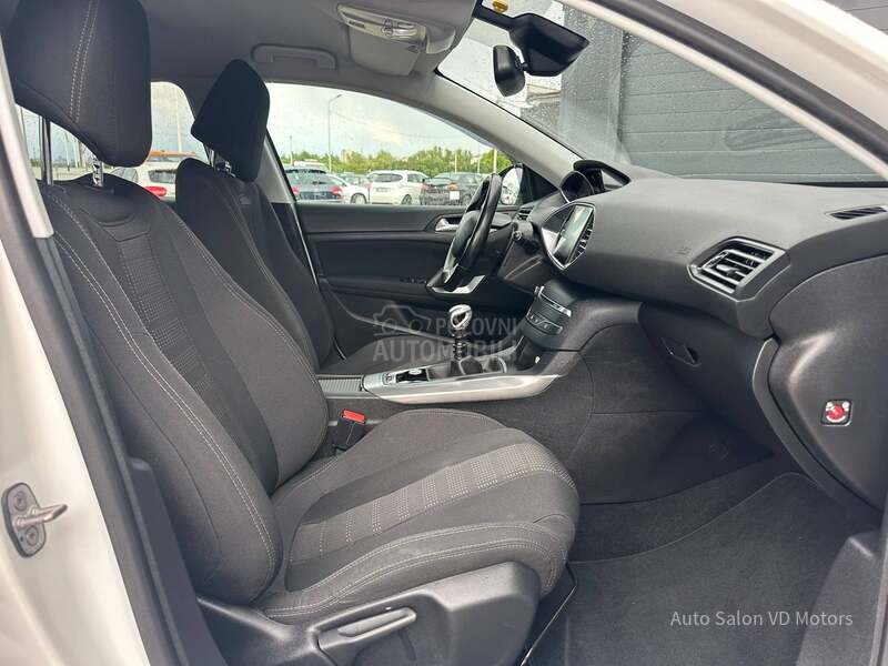 Peugeot 308 1.2 ALLURE