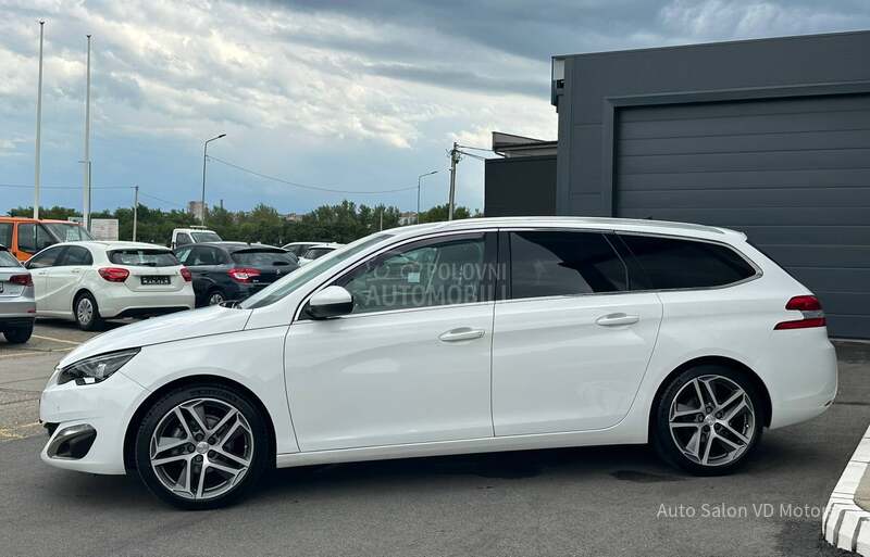 Peugeot 308 1.2 ALLURE