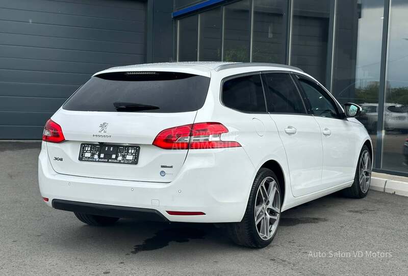 Peugeot 308 1.2 ALLURE