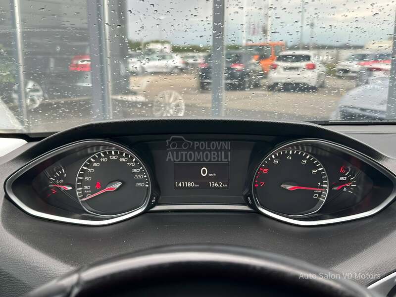 Peugeot 308 1.2 ALLURE