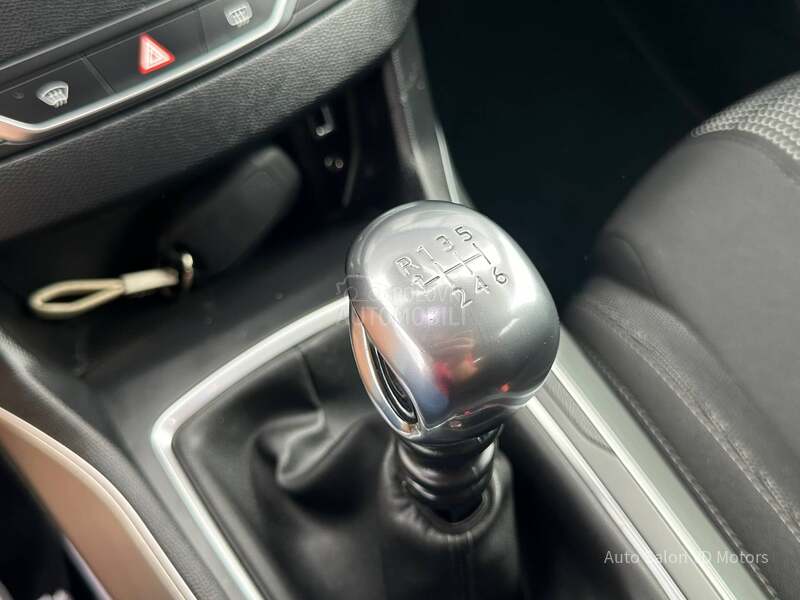 Peugeot 308 1.2 ALLURE