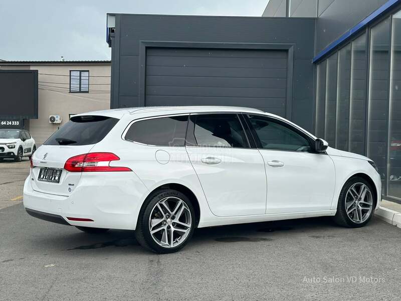 Peugeot 308 1.2 ALLURE