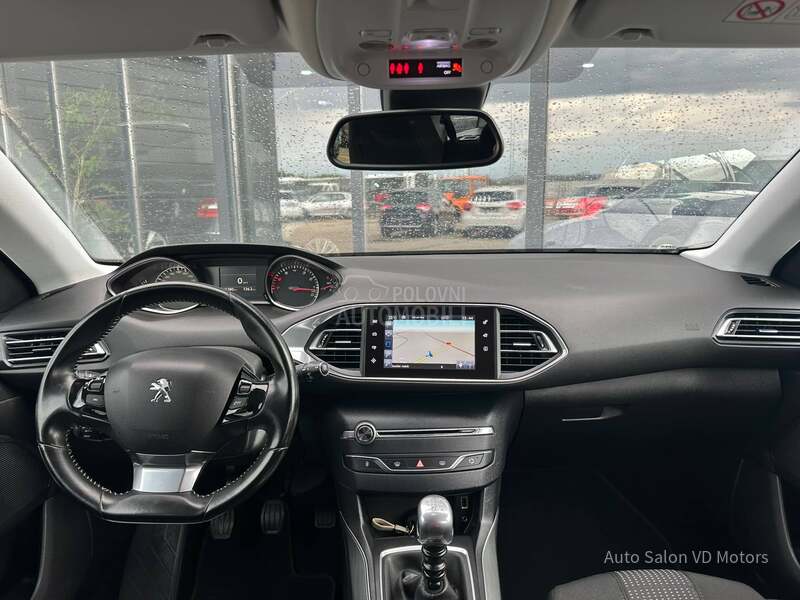 Peugeot 308 1.2 ALLURE