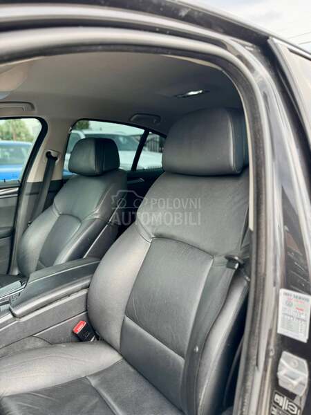 BMW 525 2.0d M paket xDrive