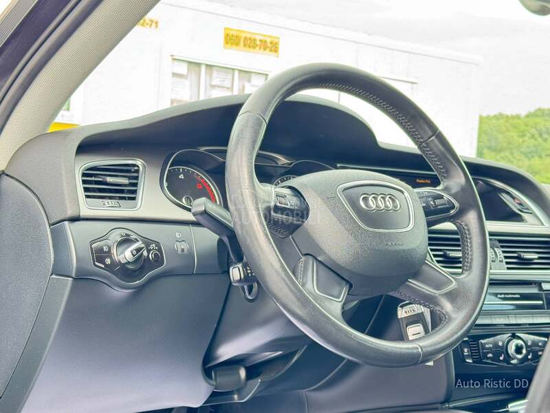 Audi A4 2.0 TDI NA-VI  T O P