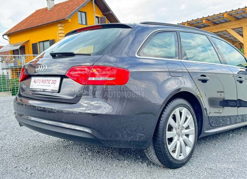 Audi A4 2.0 TDI NA-VI  T O P