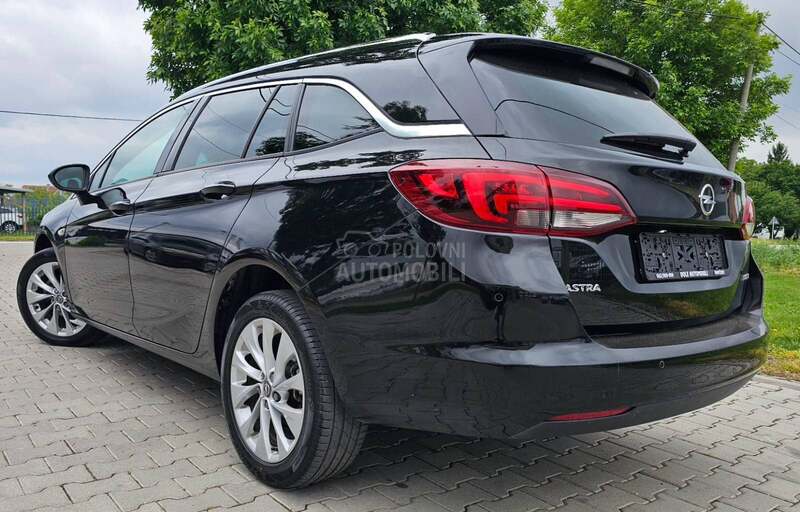 Opel Astra K CNG N.A.V.I