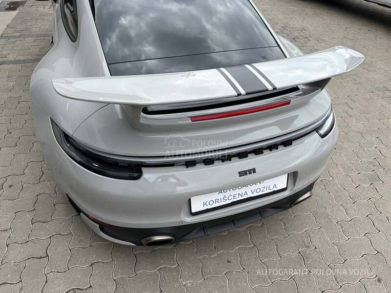 Porsche 911 Carrera 4S