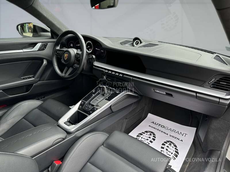 Porsche 911 Carrera 4S