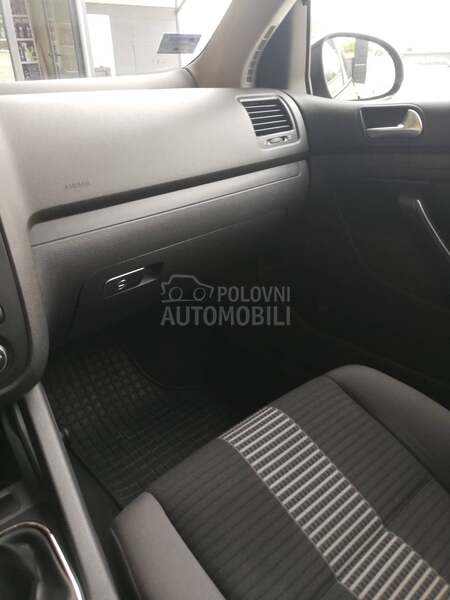Volkswagen Golf 5 6 BRZ INA UNITED