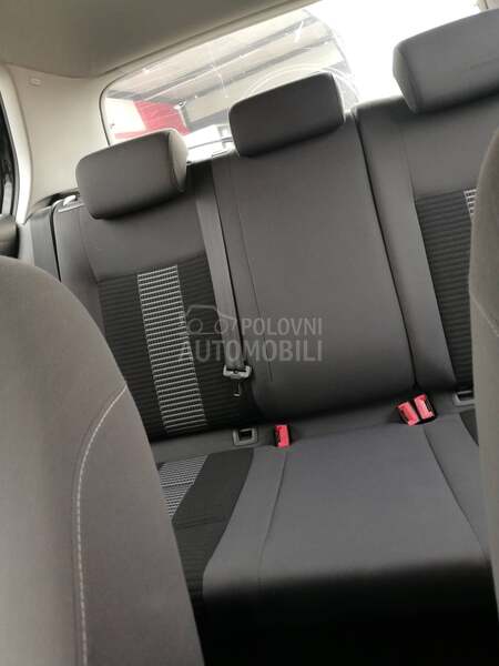 Volkswagen Golf 5 6 BRZ INA UNITED