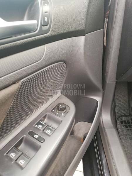 Volkswagen Golf 5 6 BRZ INA UNITED