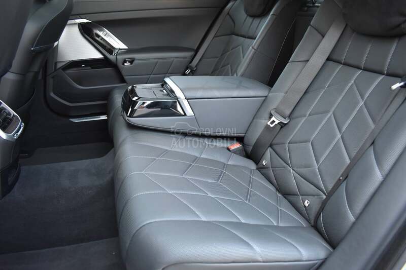 BMW 740 d xDrive M Paket