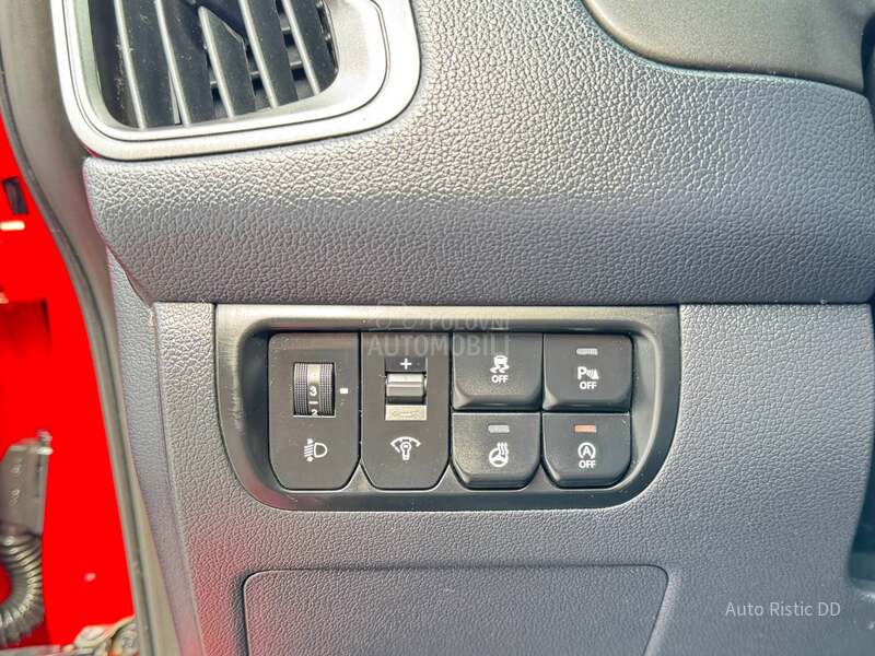 Kia Rio DYNAMIC L E D  T0P