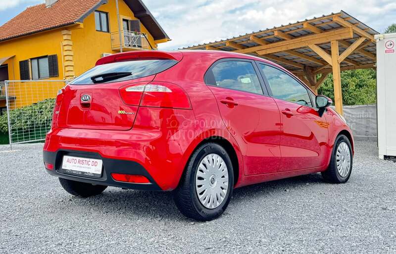 Kia Rio DYNAMIC L E D  T0P