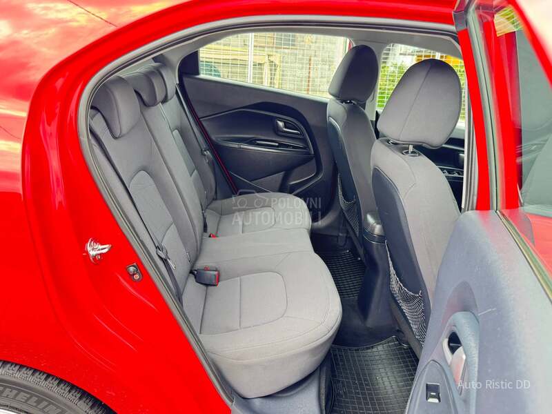 Kia Rio DYNAMIC L E D  T0P