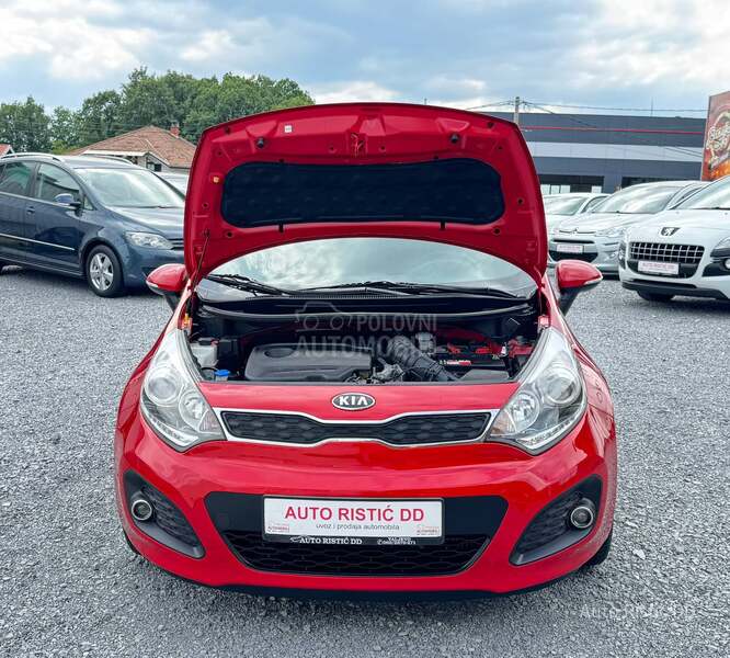 Kia Rio DYNAMIC L E D  T0P