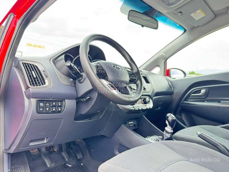 Kia Rio DYNAMIC L E D  T0P