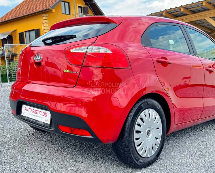 Kia Rio DYNAMIC L E D  T0P