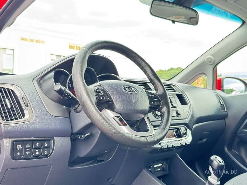 Kia Rio DYNAMIC L E D  T0P