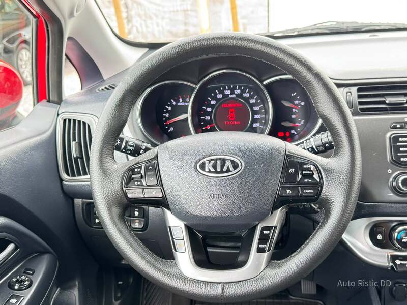Kia Rio DYNAMIC L E D  T0P