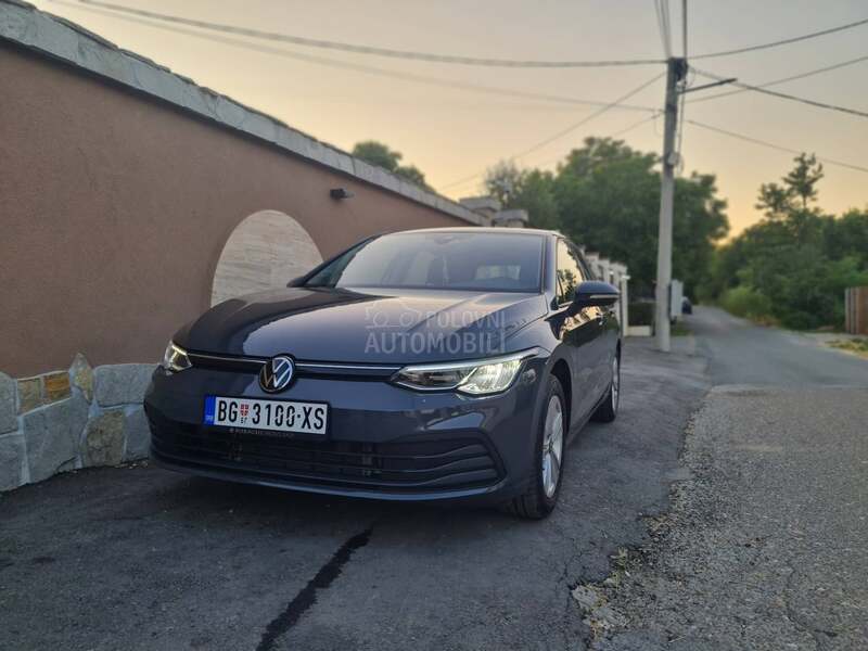 Volkswagen Golf 8 DSG E-TSI LIFE