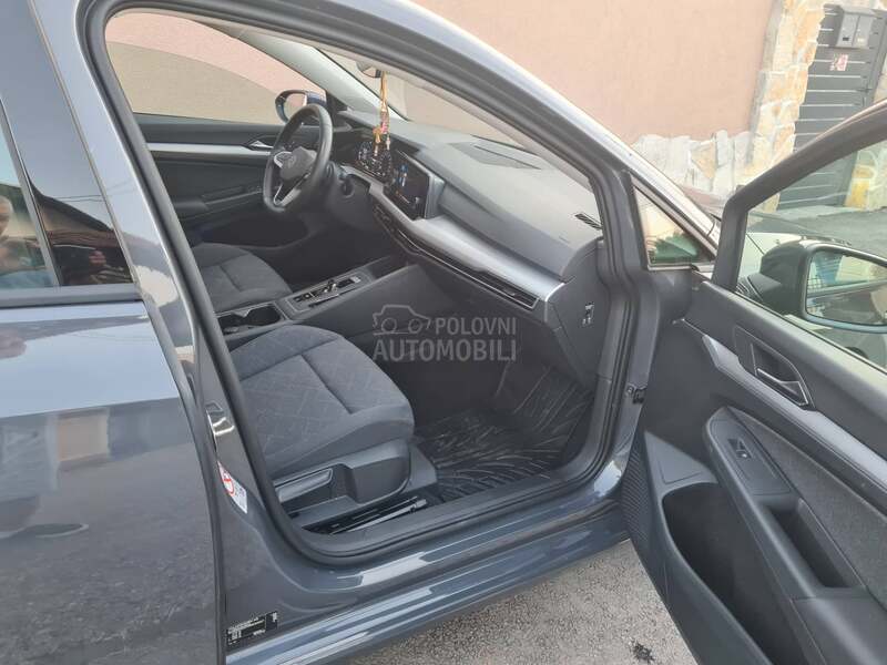 Volkswagen Golf 8 DSG E-TSI LIFE